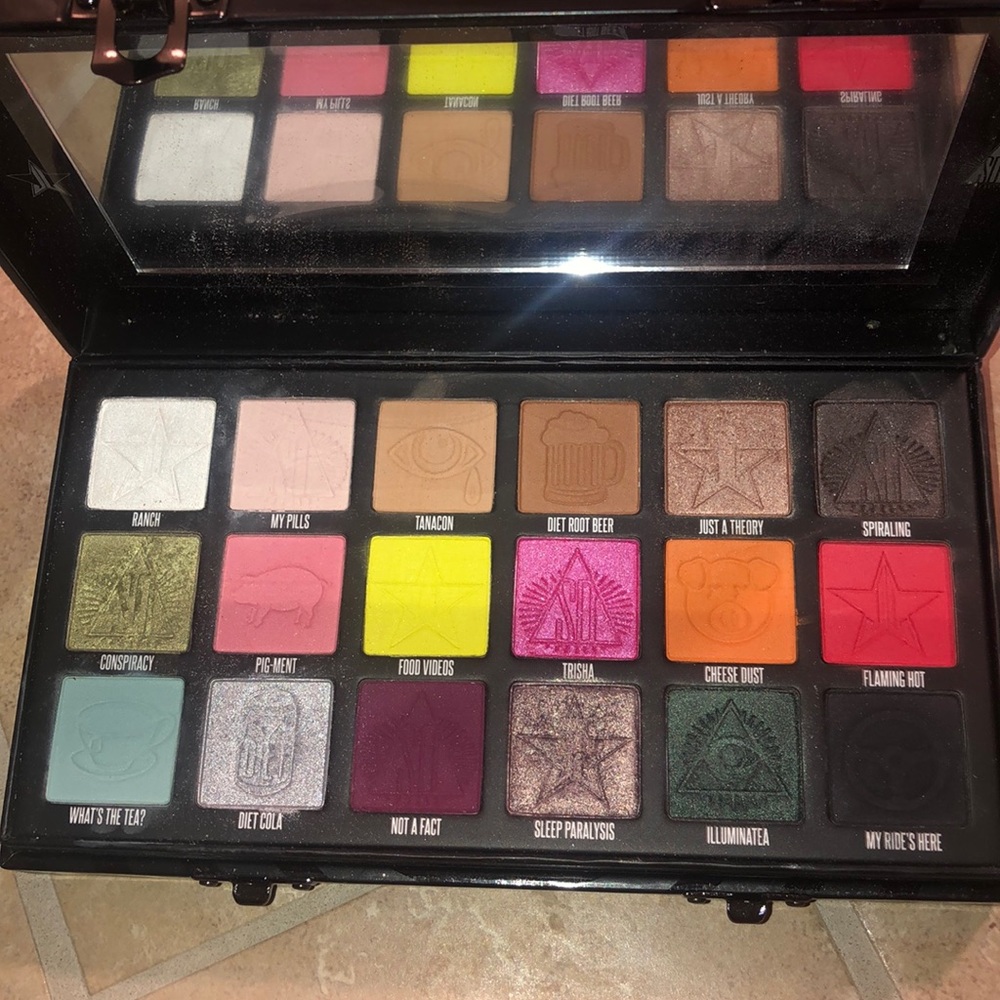 COPY - Jeffree Star X Shane Dawson Conspiracy Pal…